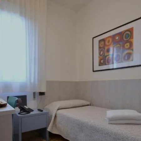 Hotel Napoleon 3*