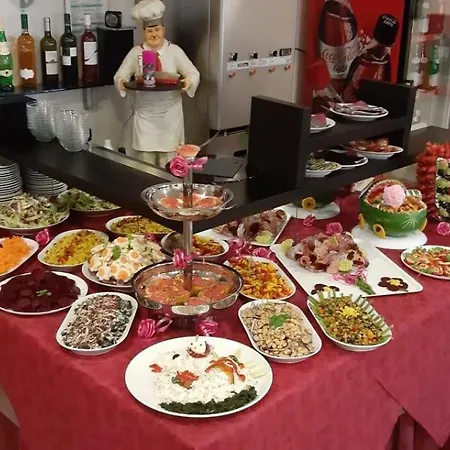 Отель Napoleon 3*