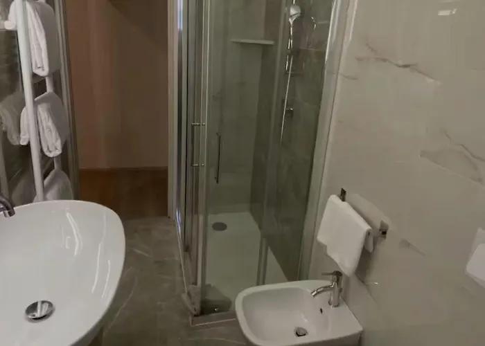 Napoleon فندق 3*